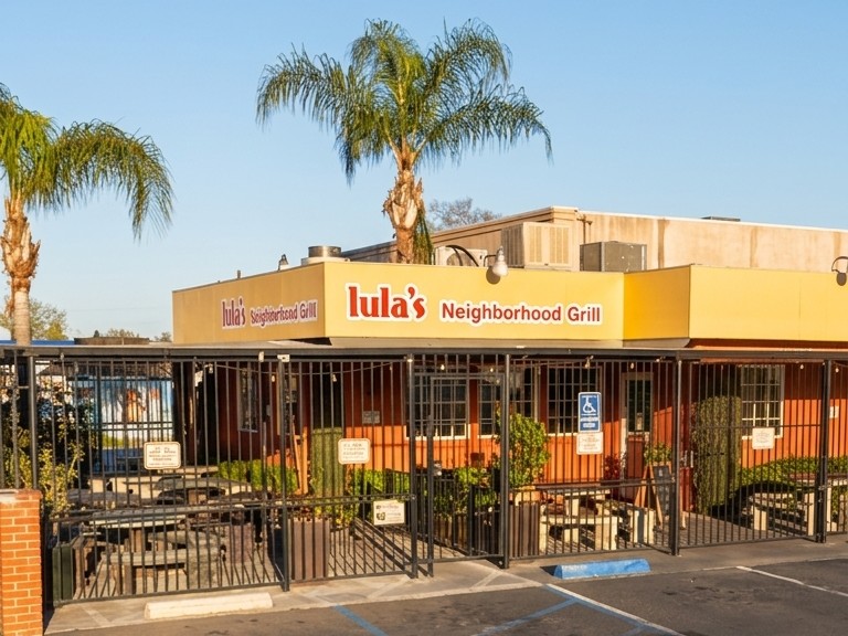 Lula's - Neighborhood Grill exterior
