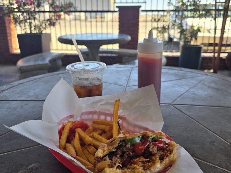 Lula's - Neighborhood Grill food
